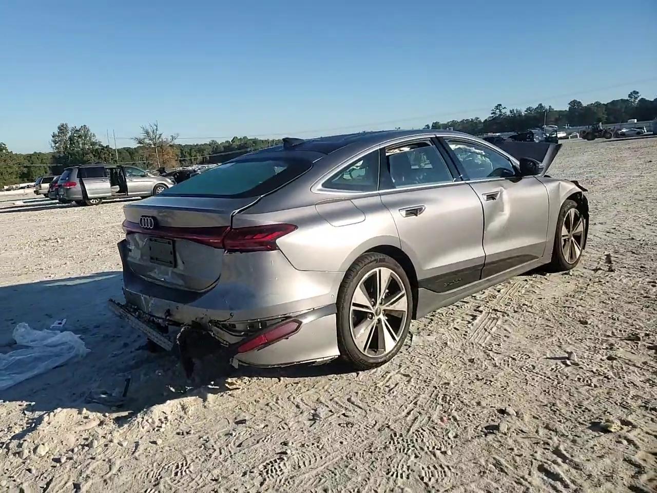 Фото: WAU2CAGH5SA020031