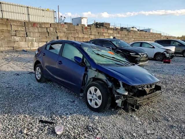 2018 Kia Forte Lx VIN: 3KPFK4A70JE184260 Lot: 82653335