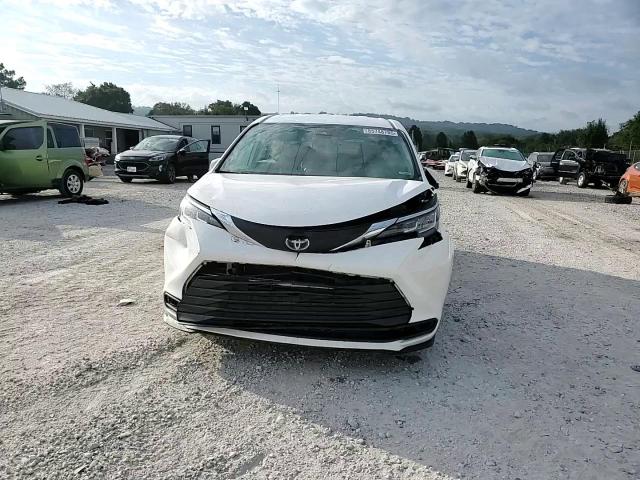 2021 Toyota Sienna Le VIN: 5TDKRKEC3MS028018 Lot: 85748785