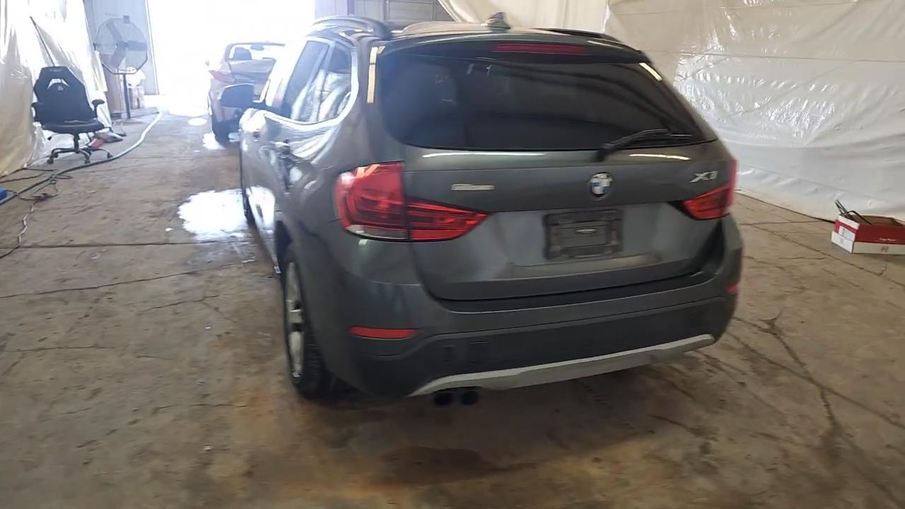 Фото: WBAVM1C54FVW56850