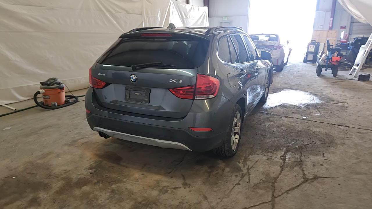 Фото: WBAVM1C54FVW56850