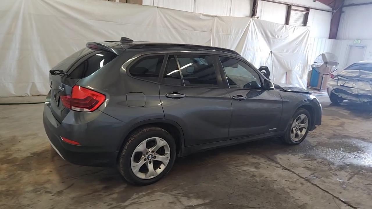 Фото: WBAVM1C54FVW56850