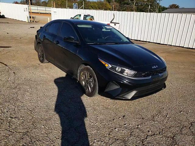 2023 Kia Forte Lx VIN: 3KPF24AD4PE671606 Lot: 87305775
