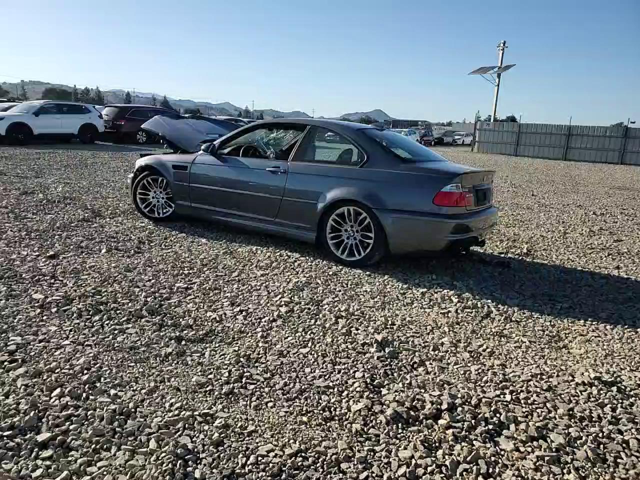 Фото: WBSBL93433JR21641