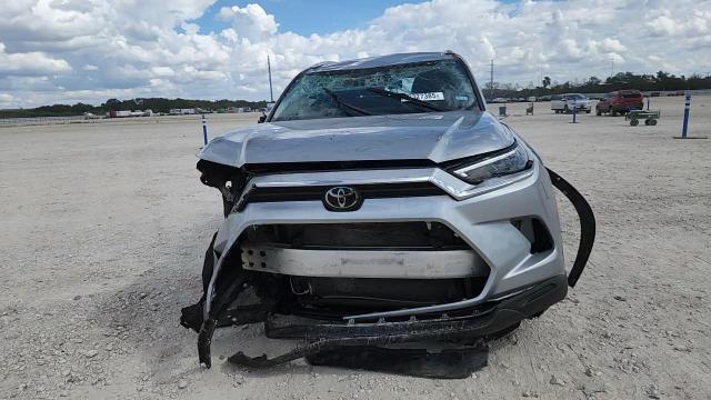 2024 Toyota Grand Highlander Xle VIN: 5TDAAAA53RS004619 Lot: 82327385