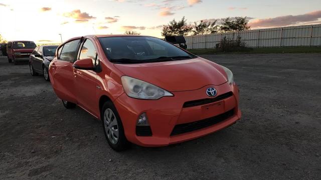 2013 Toyota Prius C VIN: JTDKDTB33D1044239 Lot: 89529045