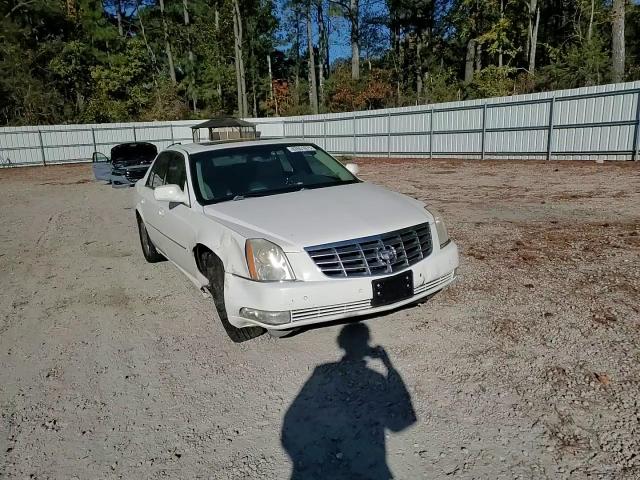 2011 Cadillac Dts Luxury Collection VIN: 1G6KD5E61BU131850 Lot: 82651675