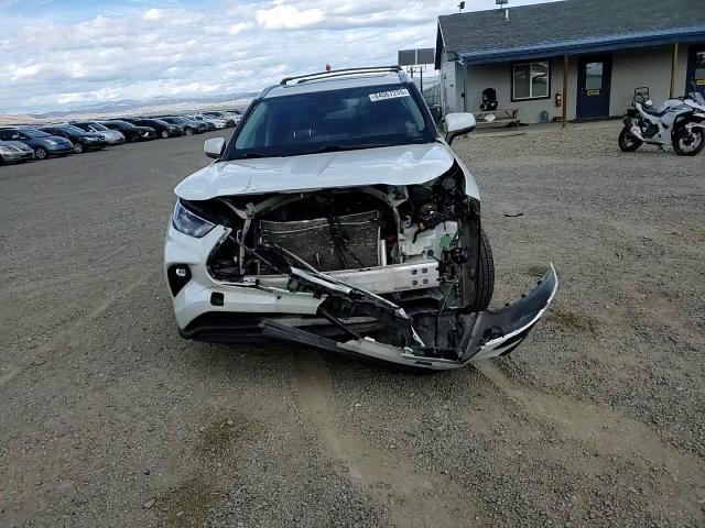 2022 Toyota Highlander Xle VIN: 5TDGZRBH5NS229564 Lot: 84067255