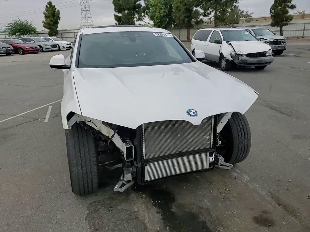 Фото: 5UX2V1C01M9H64809