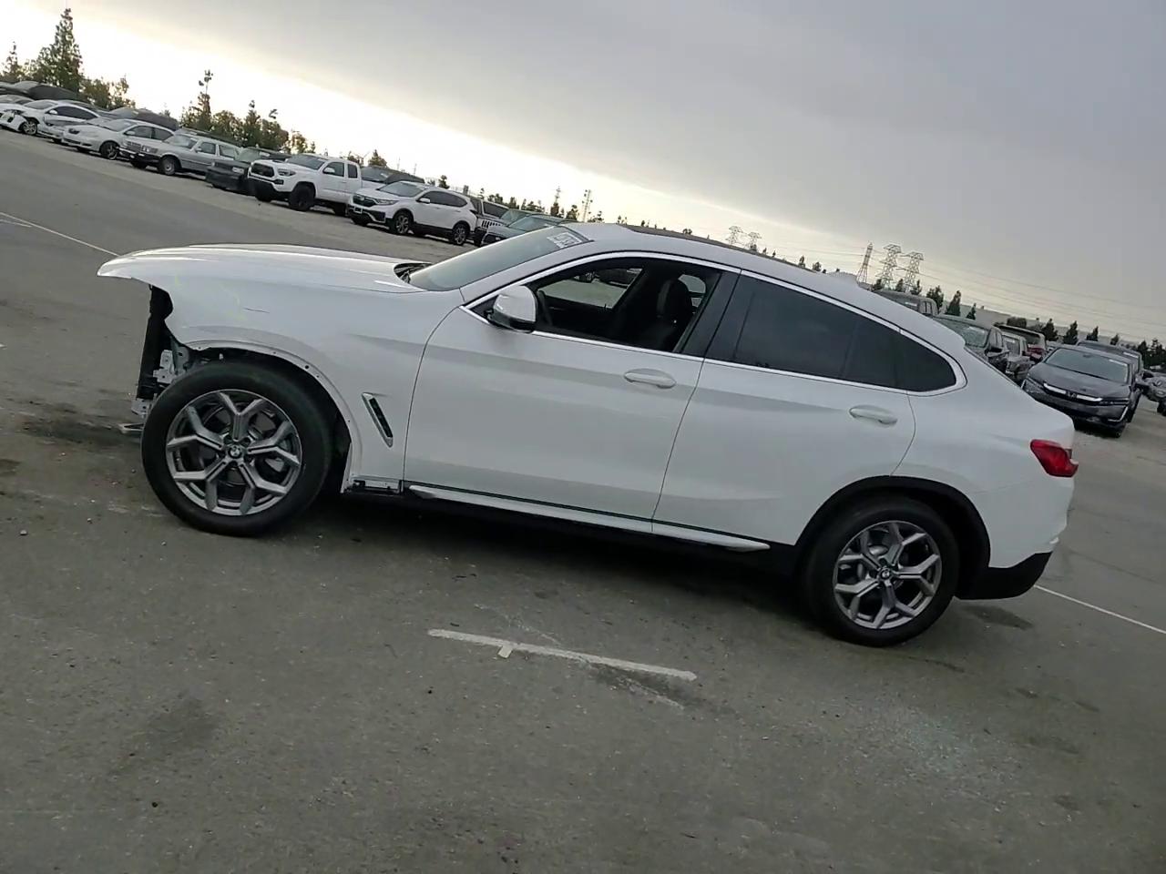 Фото: 5UX2V1C01M9H64809