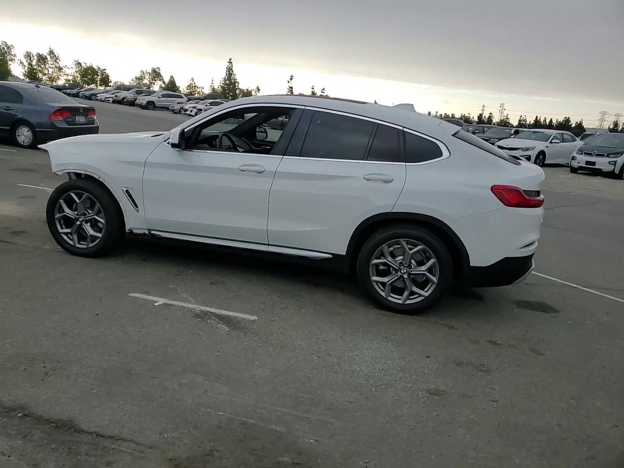 Фото: 5UX2V1C01M9H64809