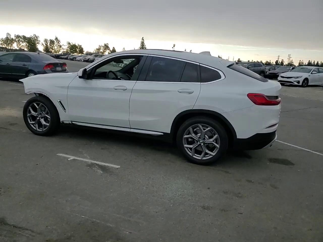 Фото: 5UX2V1C01M9H64809