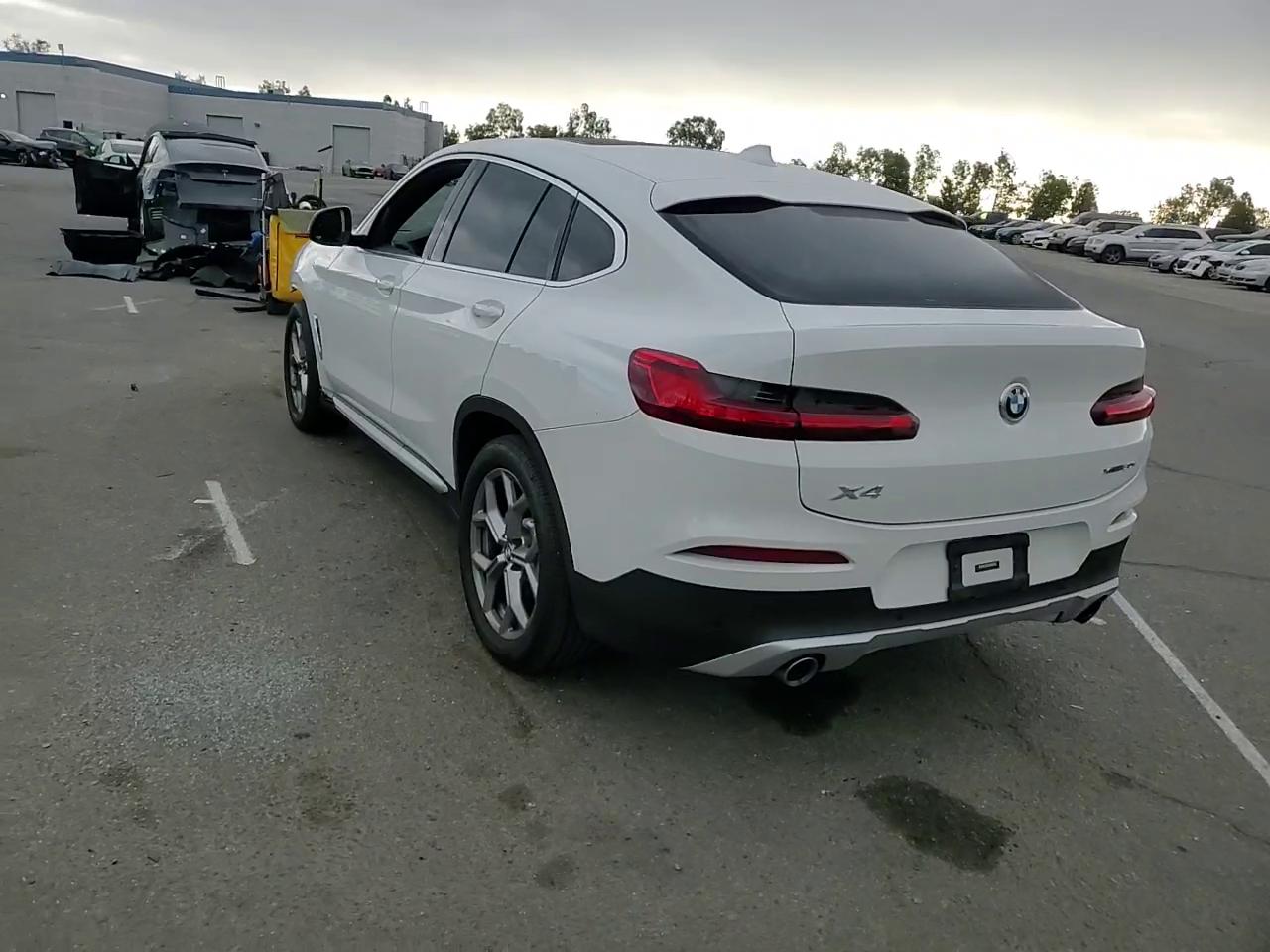 Фото: 5UX2V1C01M9H64809