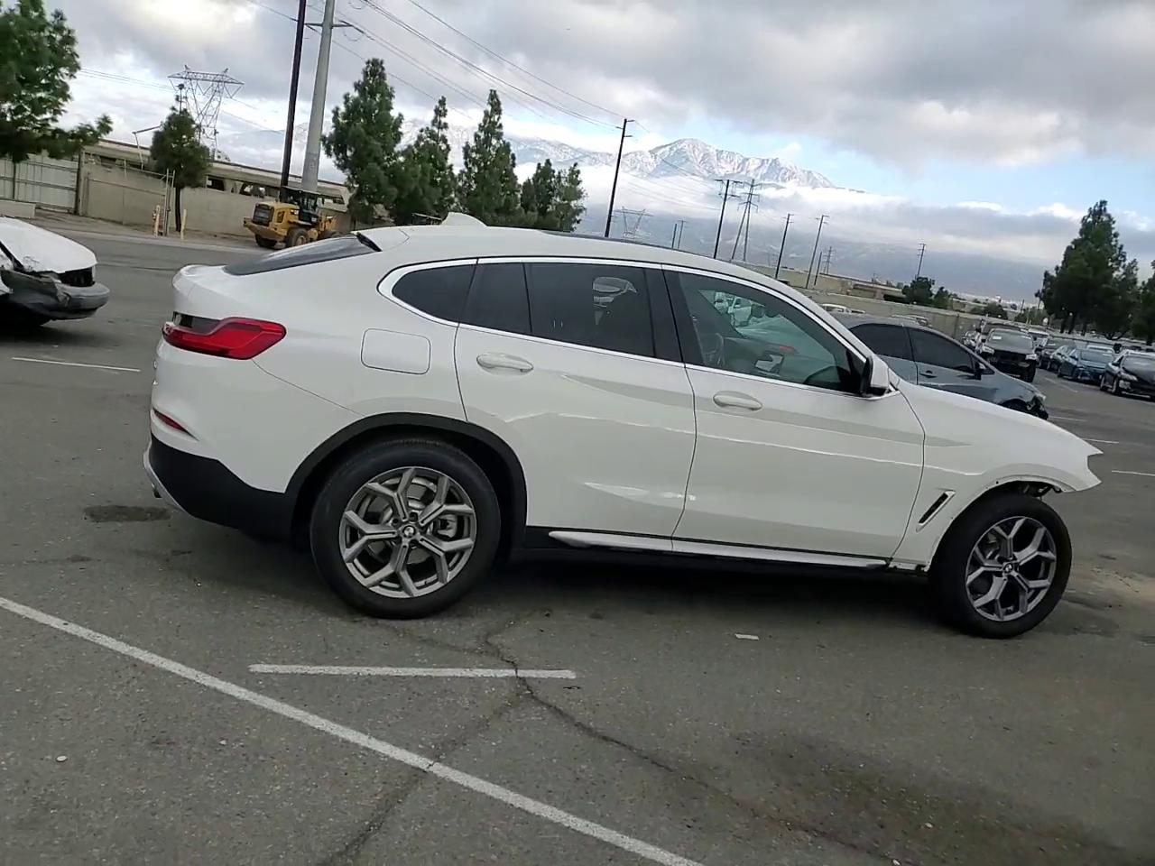 Фото: 5UX2V1C01M9H64809