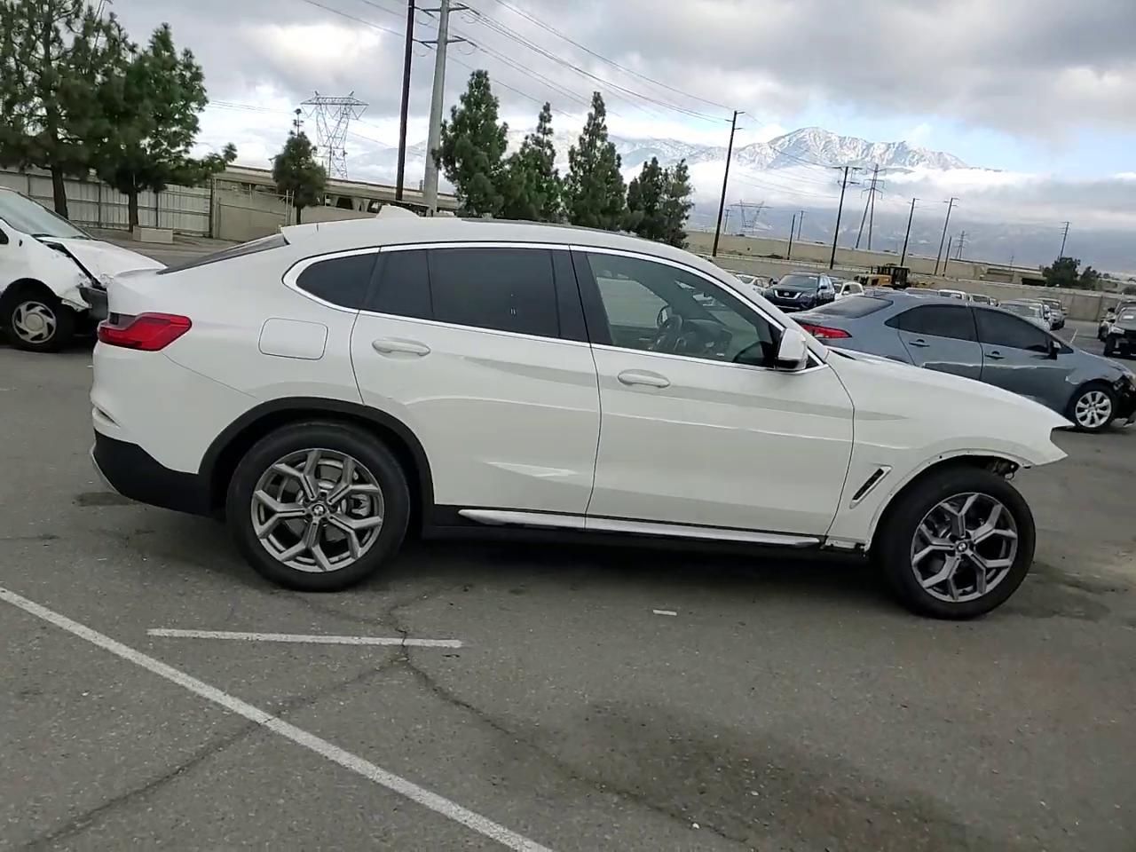 Фото: 5UX2V1C01M9H64809