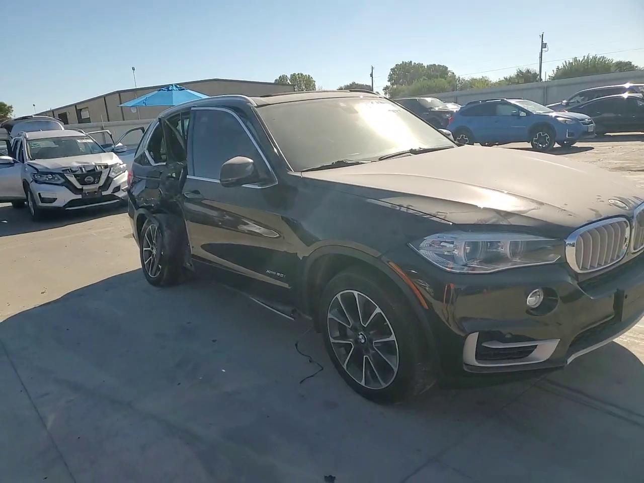 Фото: 5UXKR6C52J0U14728