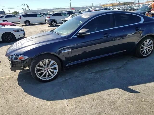 2015 Jaguar Xf 2.0T Premium VIN: SAJWA0FS4FPU60831 Lot: 82555695