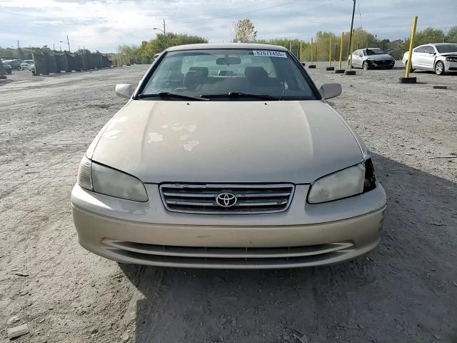 2000 Toyota Camry Ce VIN: 4T1BG22K3YU697713 Lot: 94927295