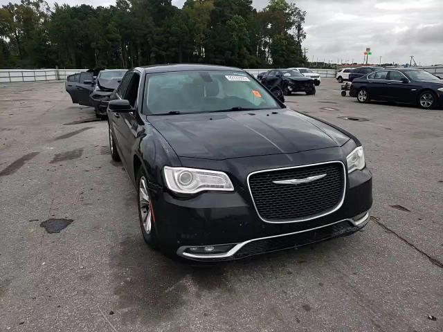 2015 Chrysler 300 Limited VIN: 2C3CCAAG6FH763431 Lot: 82339905