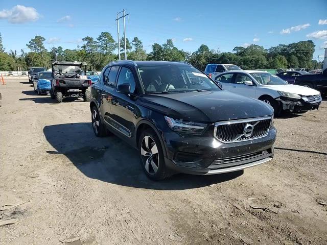 2020 Volvo Xc40 T4 Momentum VIN: YV4AC2HK0L2331213 Lot: 85409745