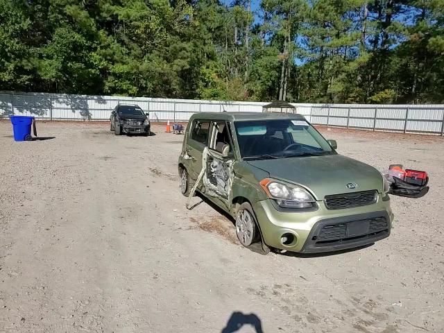 2013 Kia Soul VIN: KNDJT2A51D7482573 Lot: 82235365