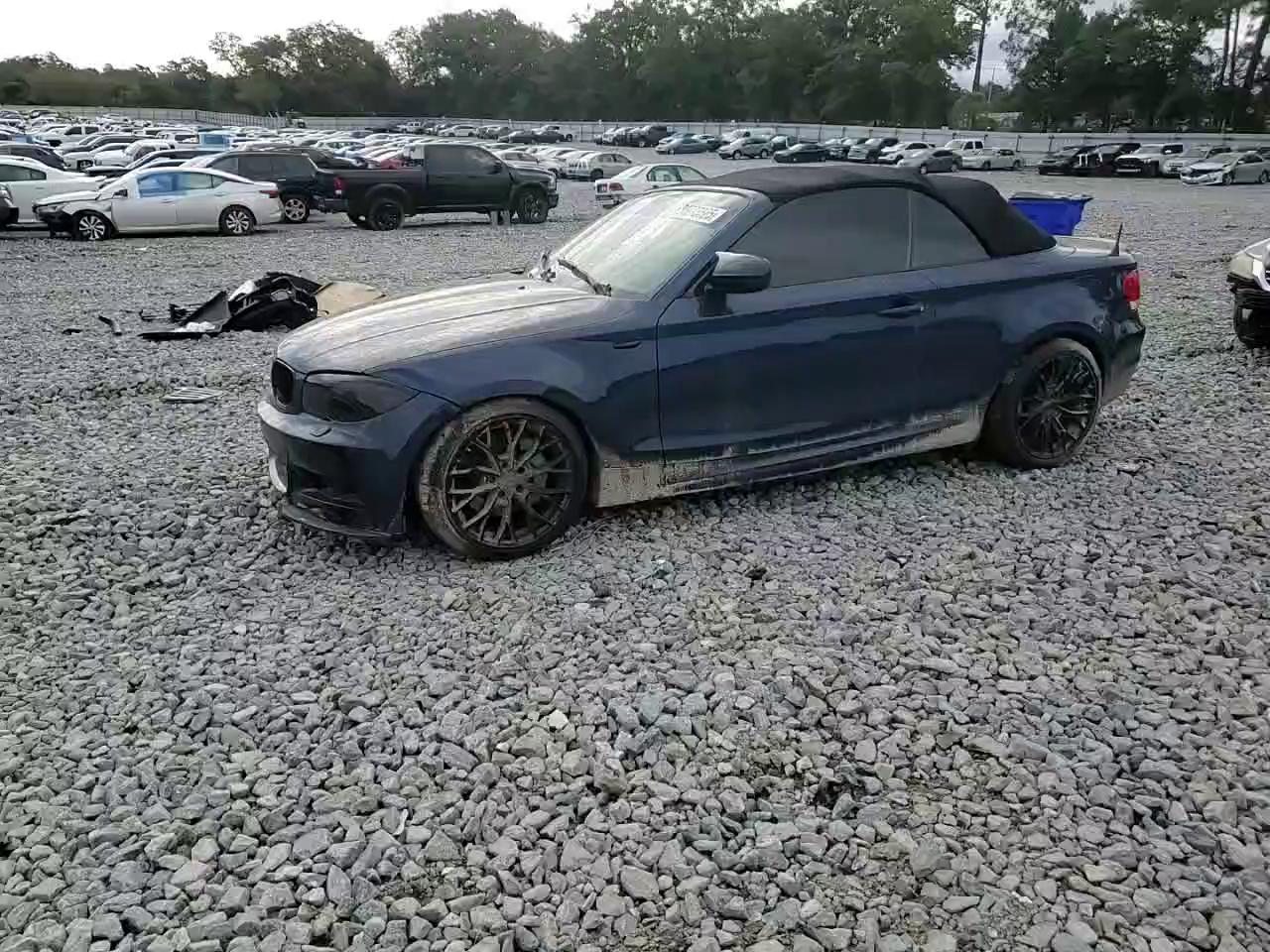 Фото: WBAUN7C53BVM25153