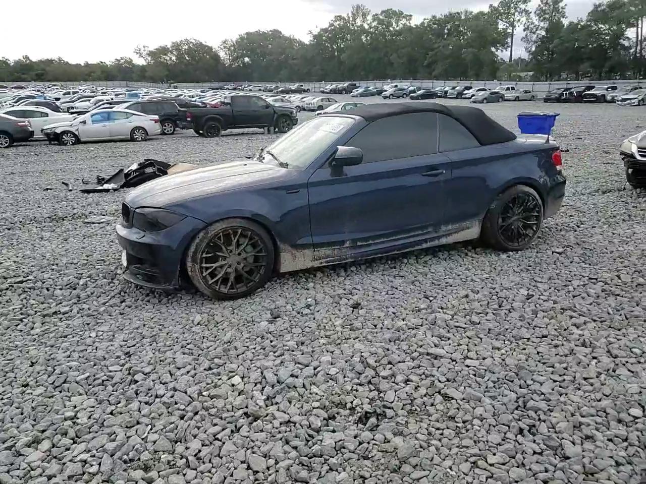 Фото: WBAUN7C53BVM25153