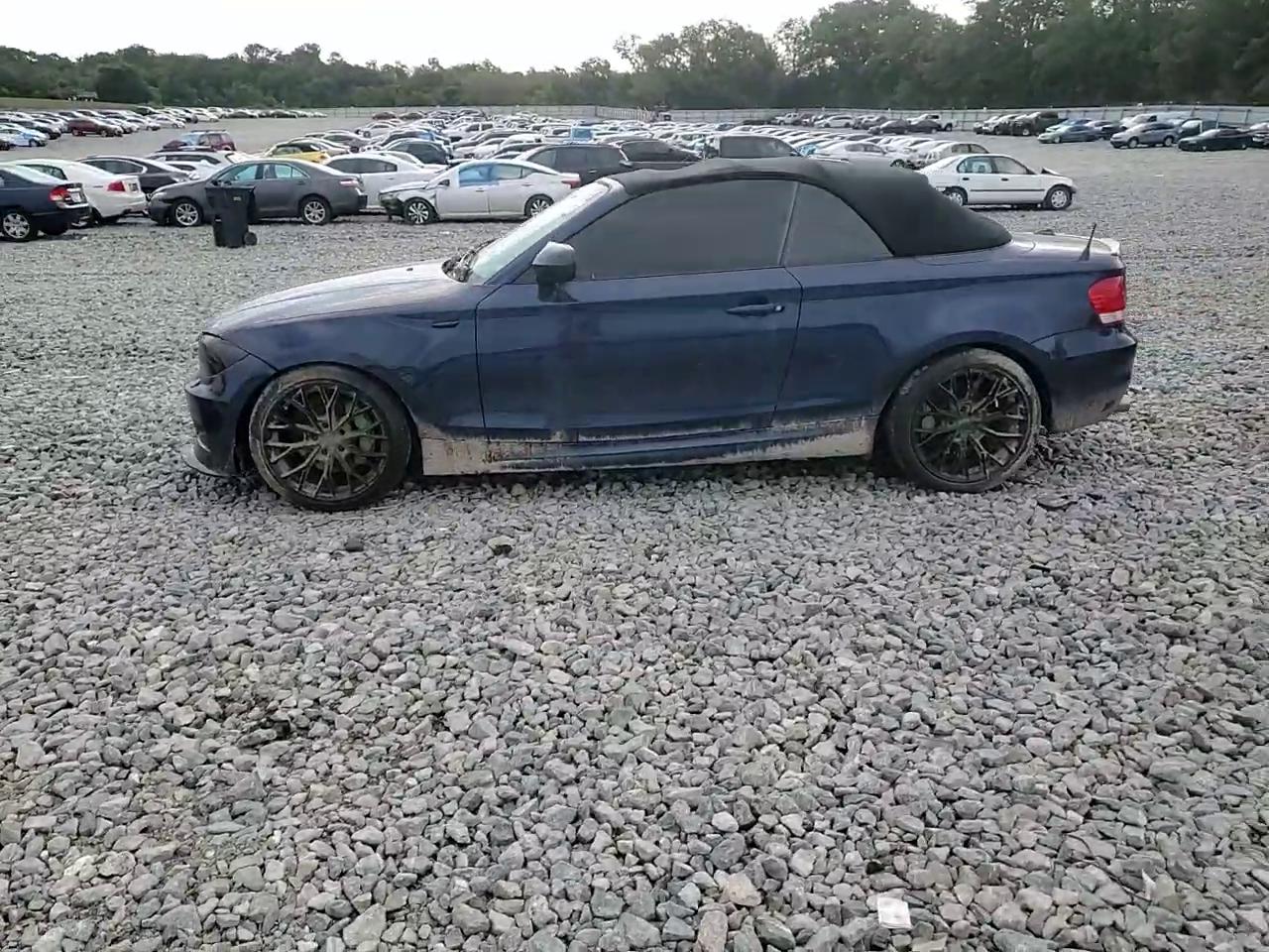 Фото: WBAUN7C53BVM25153