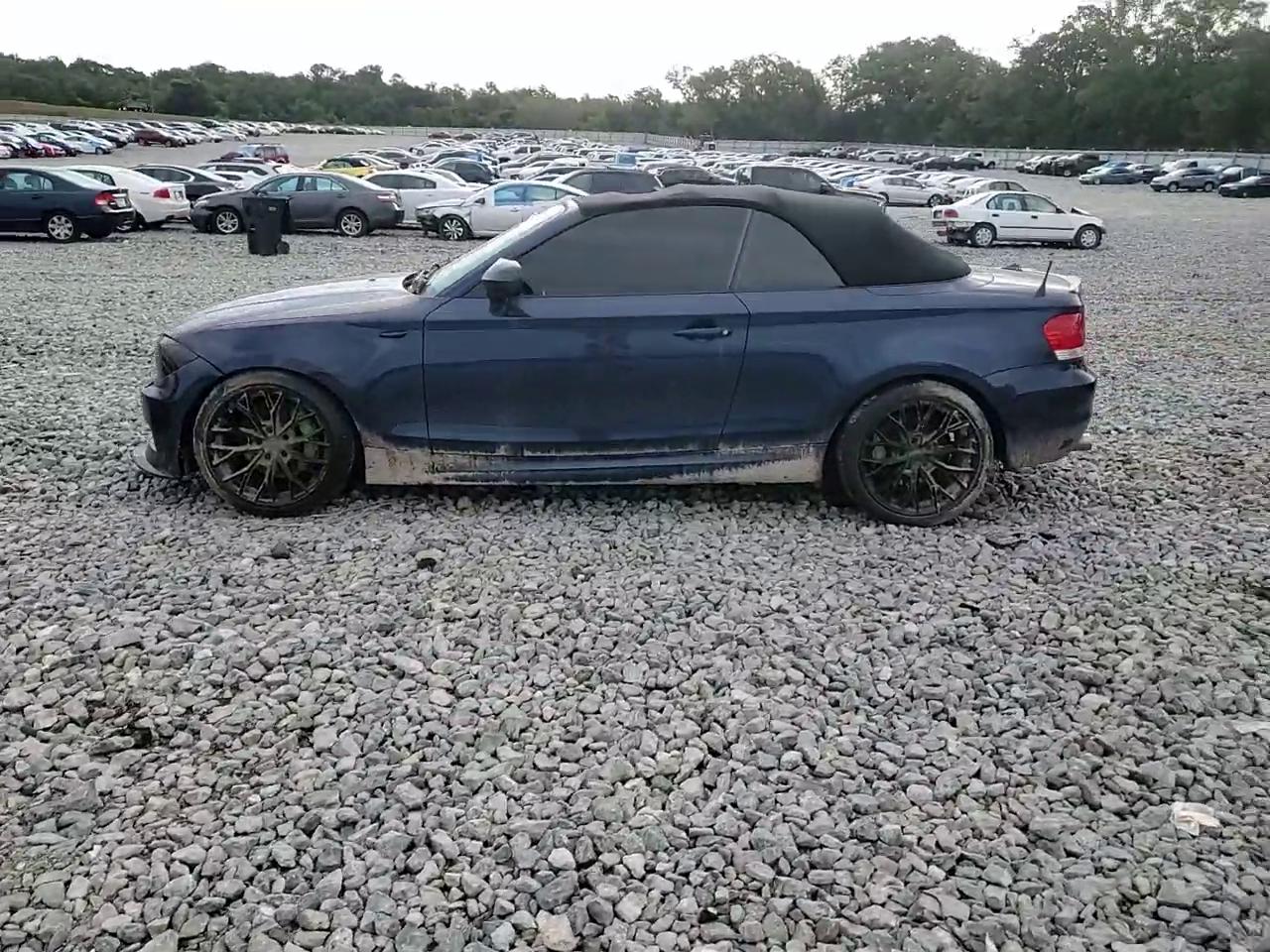 Фото: WBAUN7C53BVM25153