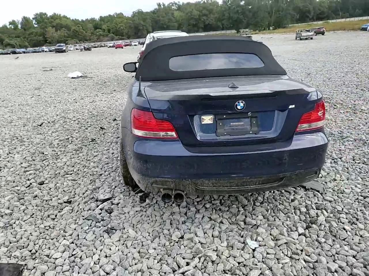 Фото: WBAUN7C53BVM25153