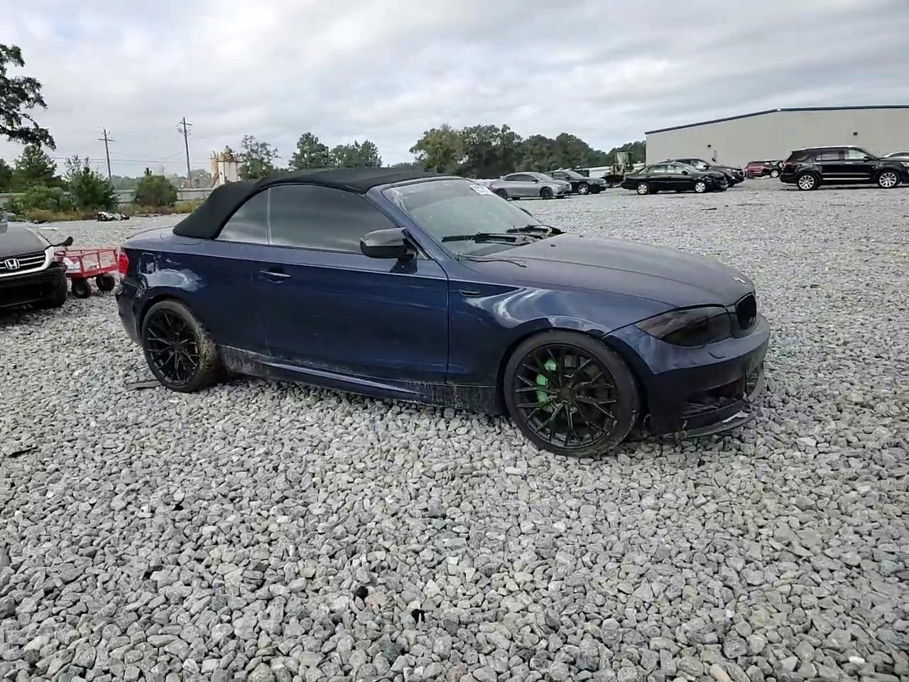 Фото: WBAUN7C53BVM25153