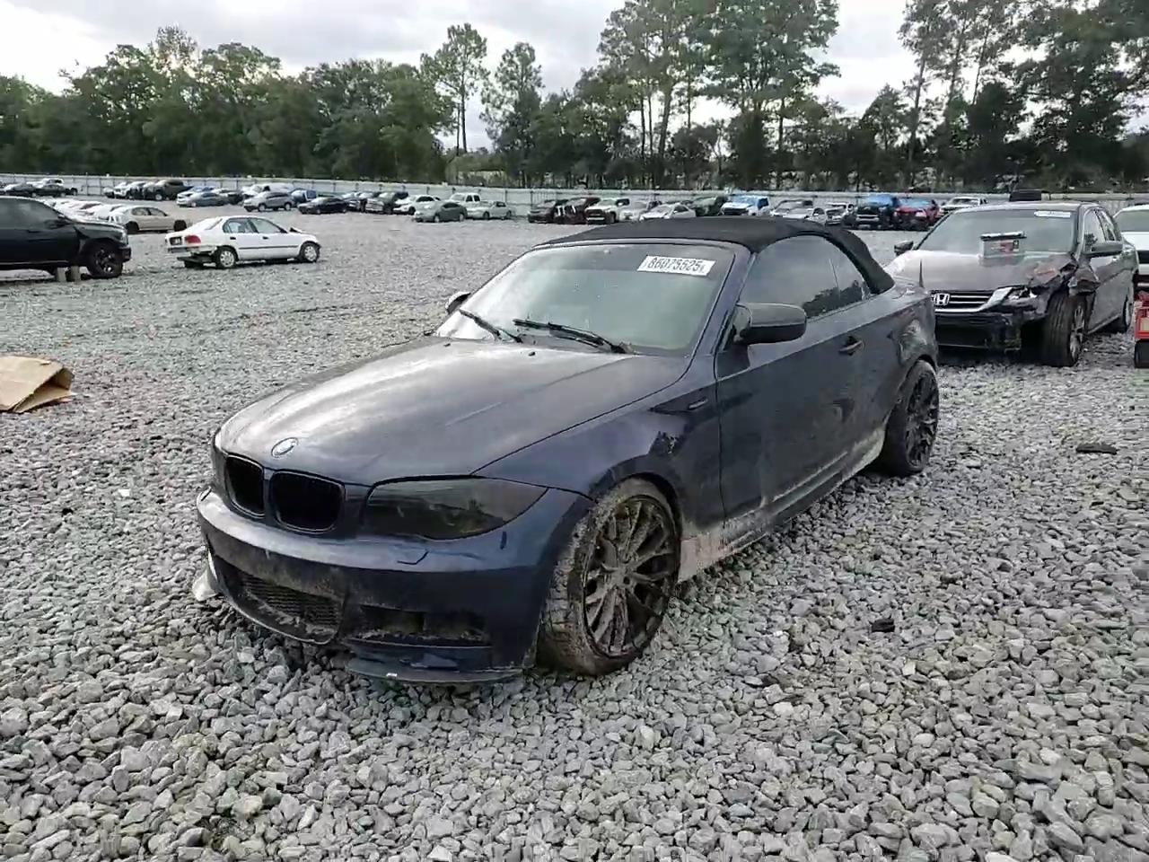 Фото: WBAUN7C53BVM25153