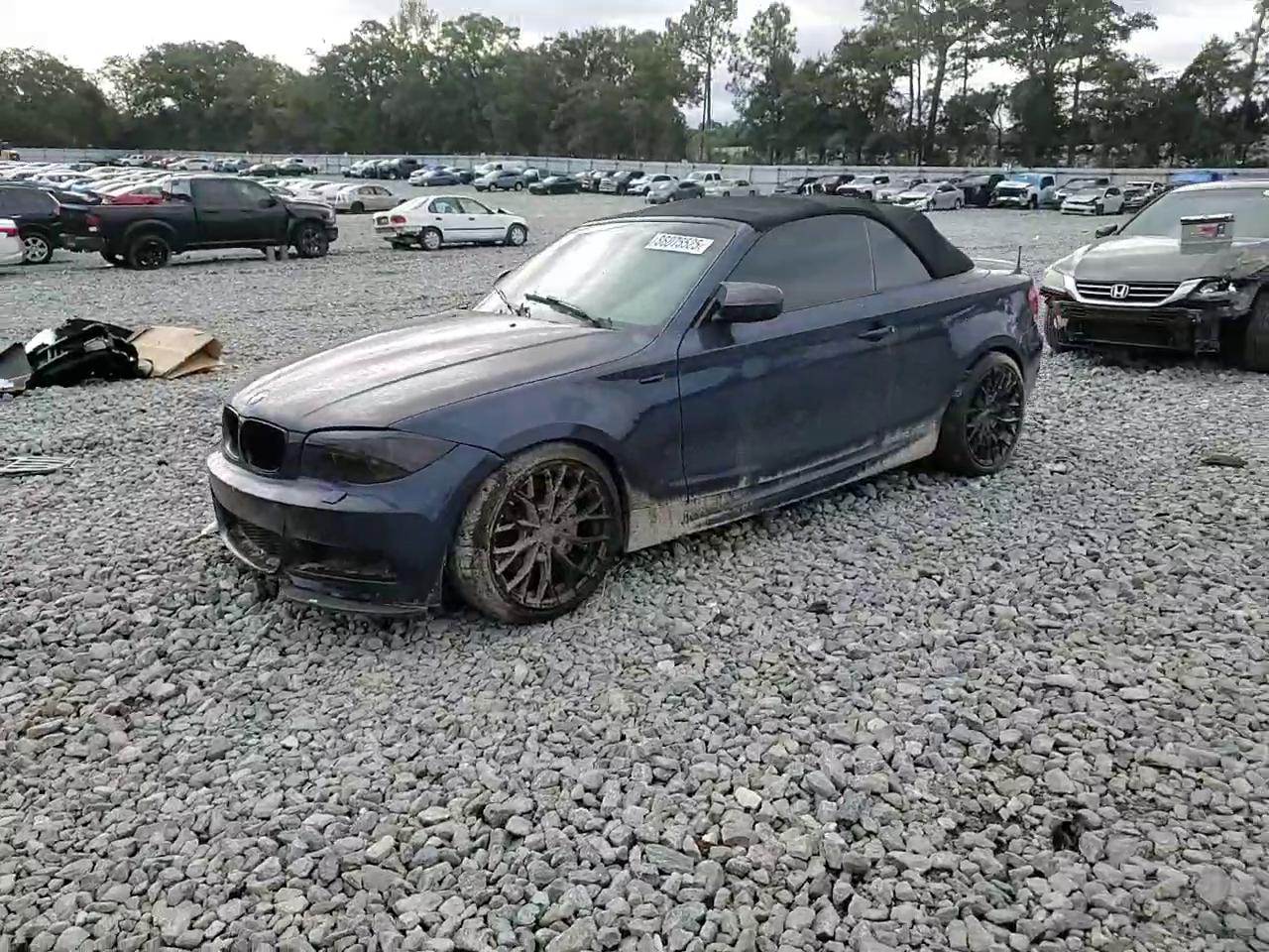 Фото: WBAUN7C53BVM25153