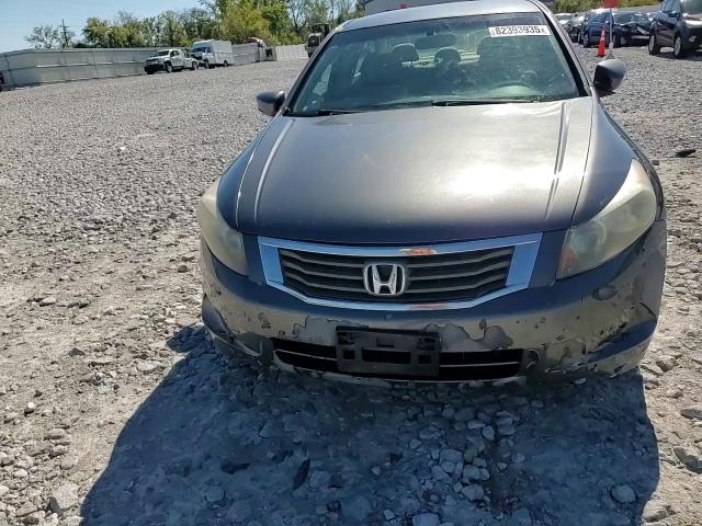 2008 Honda Accord Lx VIN: 1HGCP26338A090158 Lot: 82393935