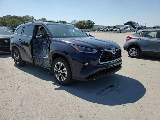 2021 Toyota Highlander Xle VIN: 5TDGZRBH4MS088145 Lot: 82003925