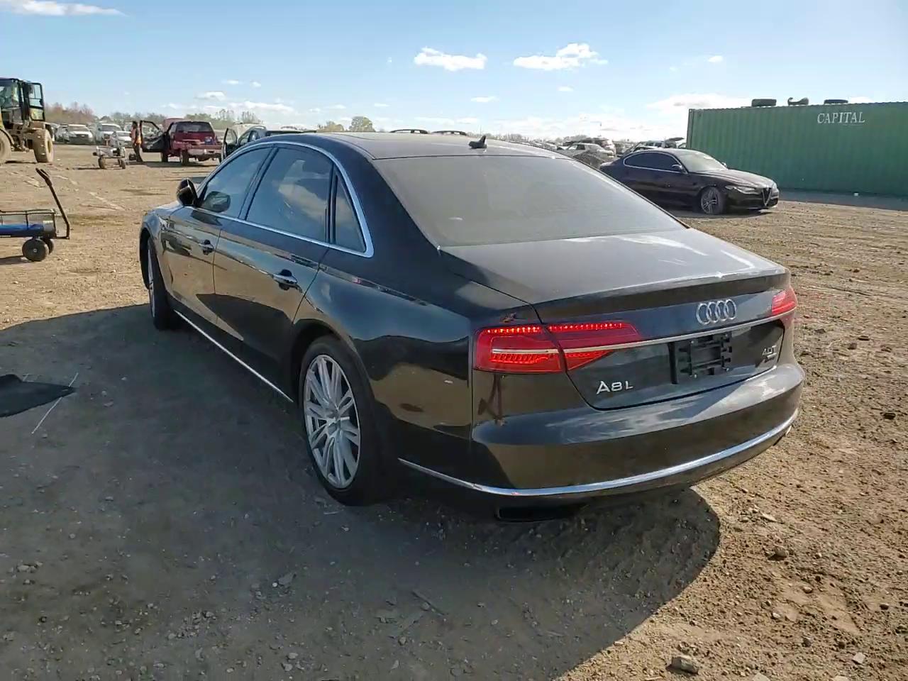 Фото: WAU32AFD4FN007582