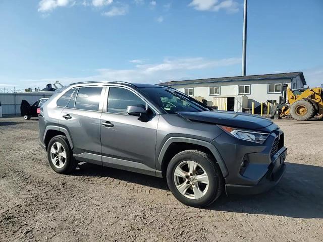 2020 Toyota Rav4 Xle VIN: JTMW1RFV2LJ017461 Lot: 82214835