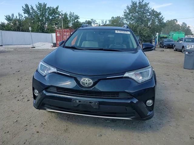 2017 Toyota Rav4 Xle VIN: JTMWFREV8HD098250 Lot: 81995835