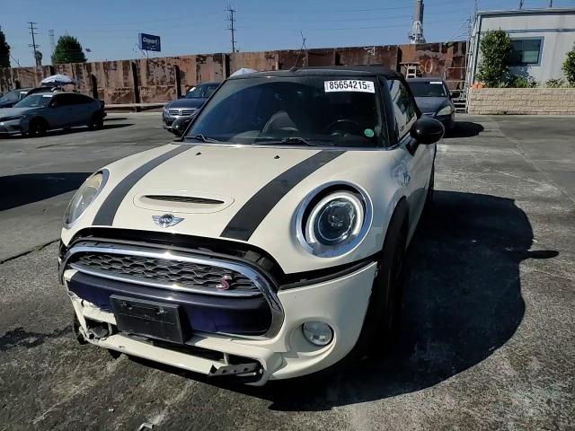 2016 Mini Cooper S VIN: WMWWG9C57G3A91584 Lot: 85654215