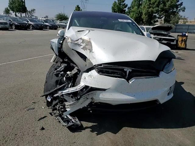 2020 Tesla Model X VIN: 5YJXCAE23LF301809 Lot: 83981085