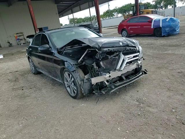 2017 Mercedes-Benz C 300 VIN: 55SWF4JB7HU231439 Lot: 90723075