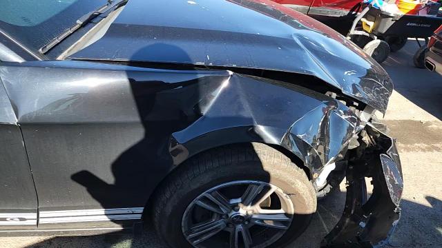 2013 Ford Mustang VIN: 1ZVBP8EM5D5225714 Lot: 90223505