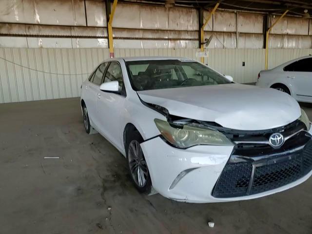 2016 Toyota Camry Le VIN: 4T1BF1FK4GU160581 Lot: 82190185