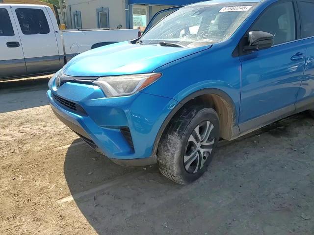 2017 Toyota Rav4 Le VIN: JTMBFREV4HJ716759 Lot: 81968245