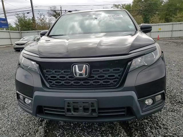 2019 Honda Passport Sport VIN: 5FNYF8H26KB014057 Lot: 82300395
