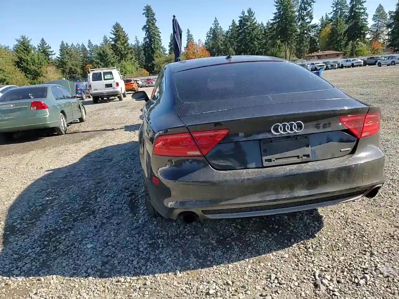 Фото: WAU2GAFC3CN087358