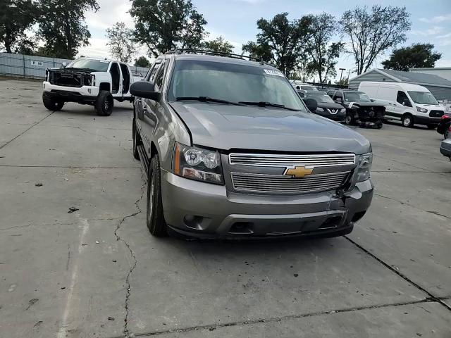 2008 Chevrolet Avalanche C1500 VIN: 3GNEC12J18G299666 Lot: 87299215