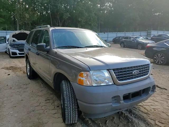 2002 Ford Explorer Xls VIN: 1FMZU62E92UA66044 Lot: 81935235