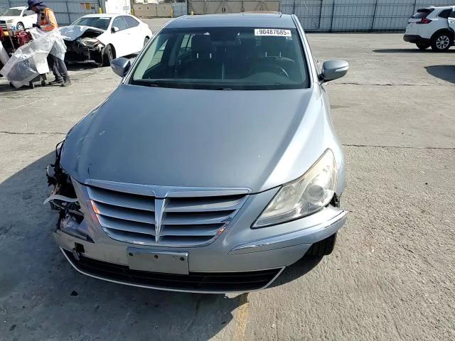 2014 Hyundai Genesis 3.8L VIN: KMHGC4DD4EU260570 Lot: 90487685