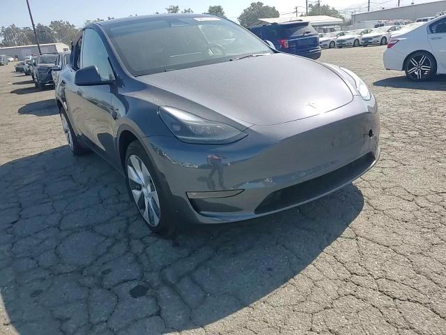 2023 Tesla Model Y VIN: 7SAYGDED8PF962174 Lot: 84393075